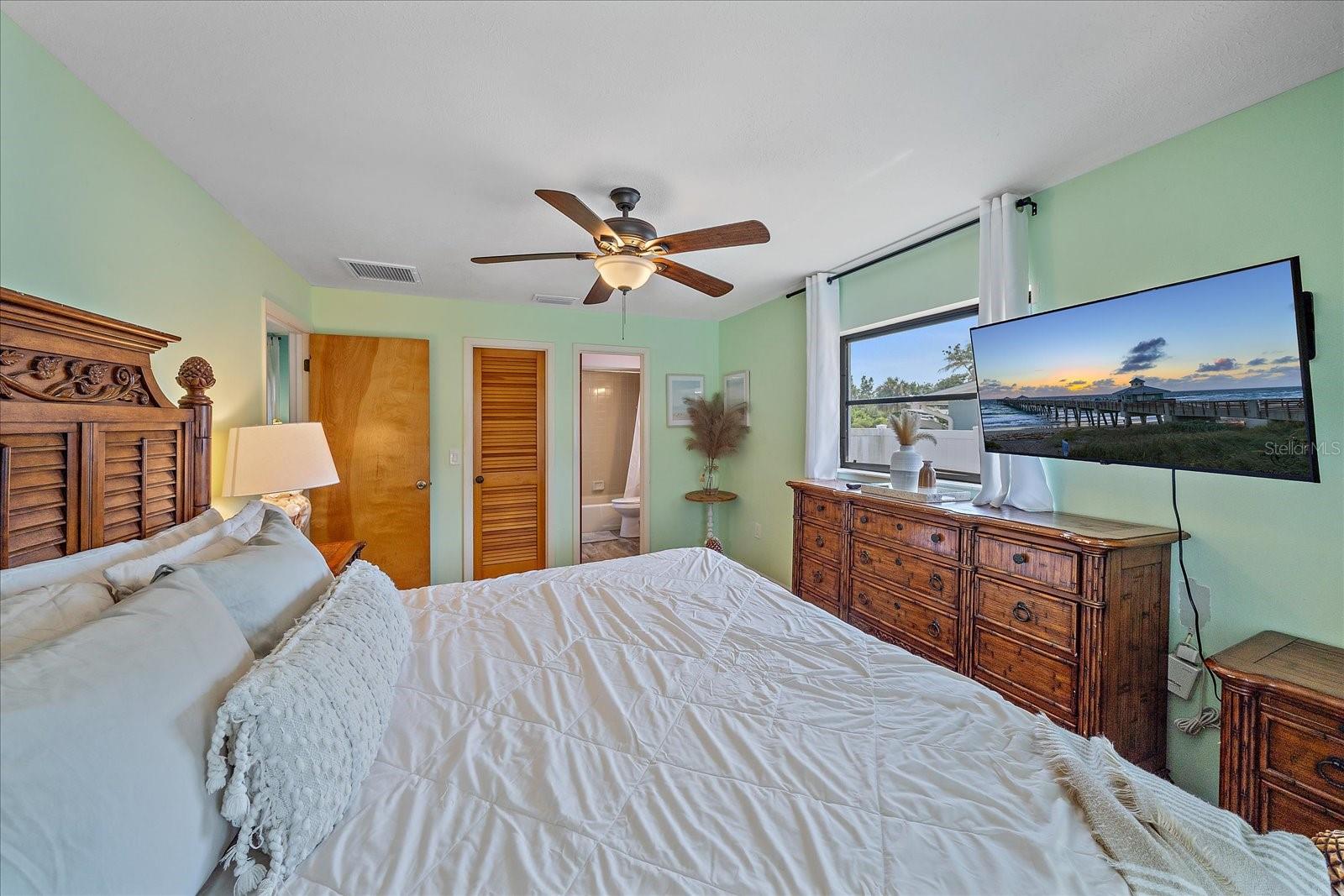 SOUTH VENICE - Residential