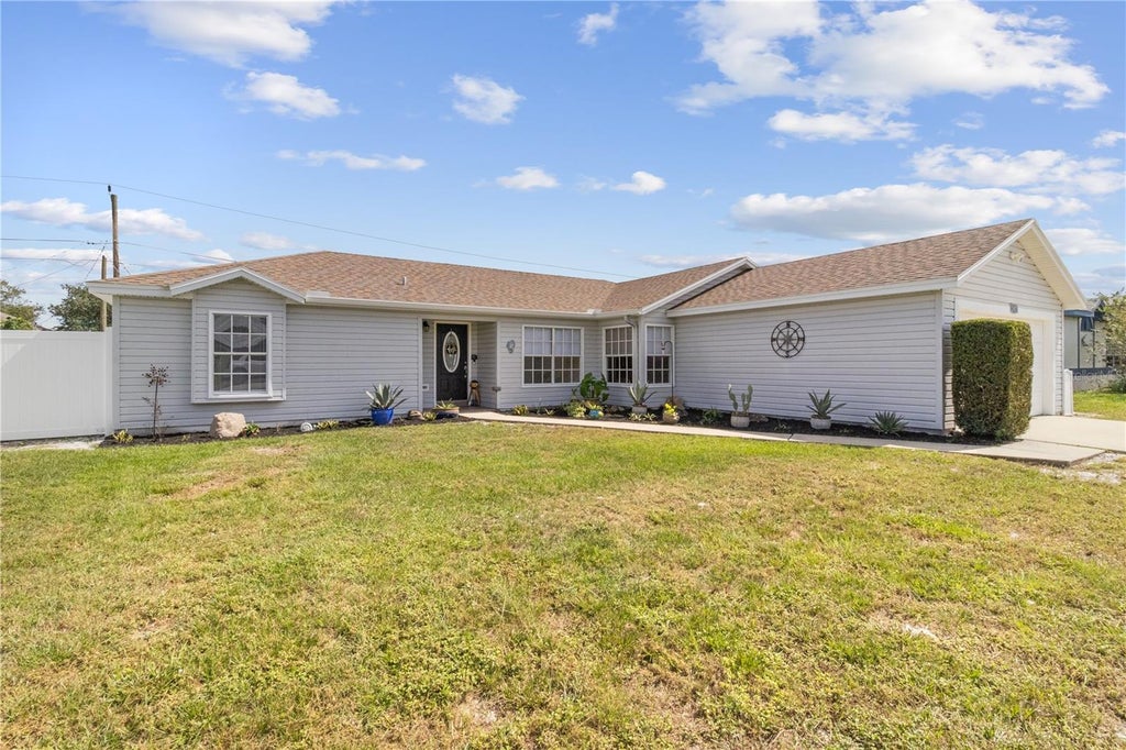 Photo of 2957 Gimlet Drive, Deltona, FL 32738 (MLS # L4965913)