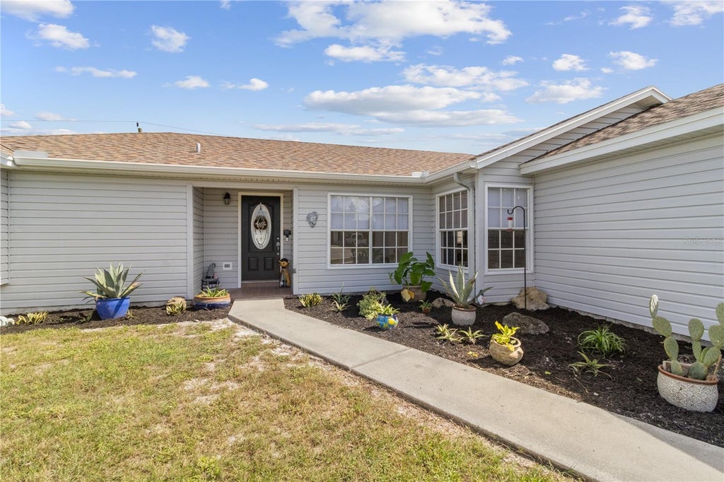 Photo of 2957 Gimlet Drive, Deltona, FL 32738 (MLS # L4965913)