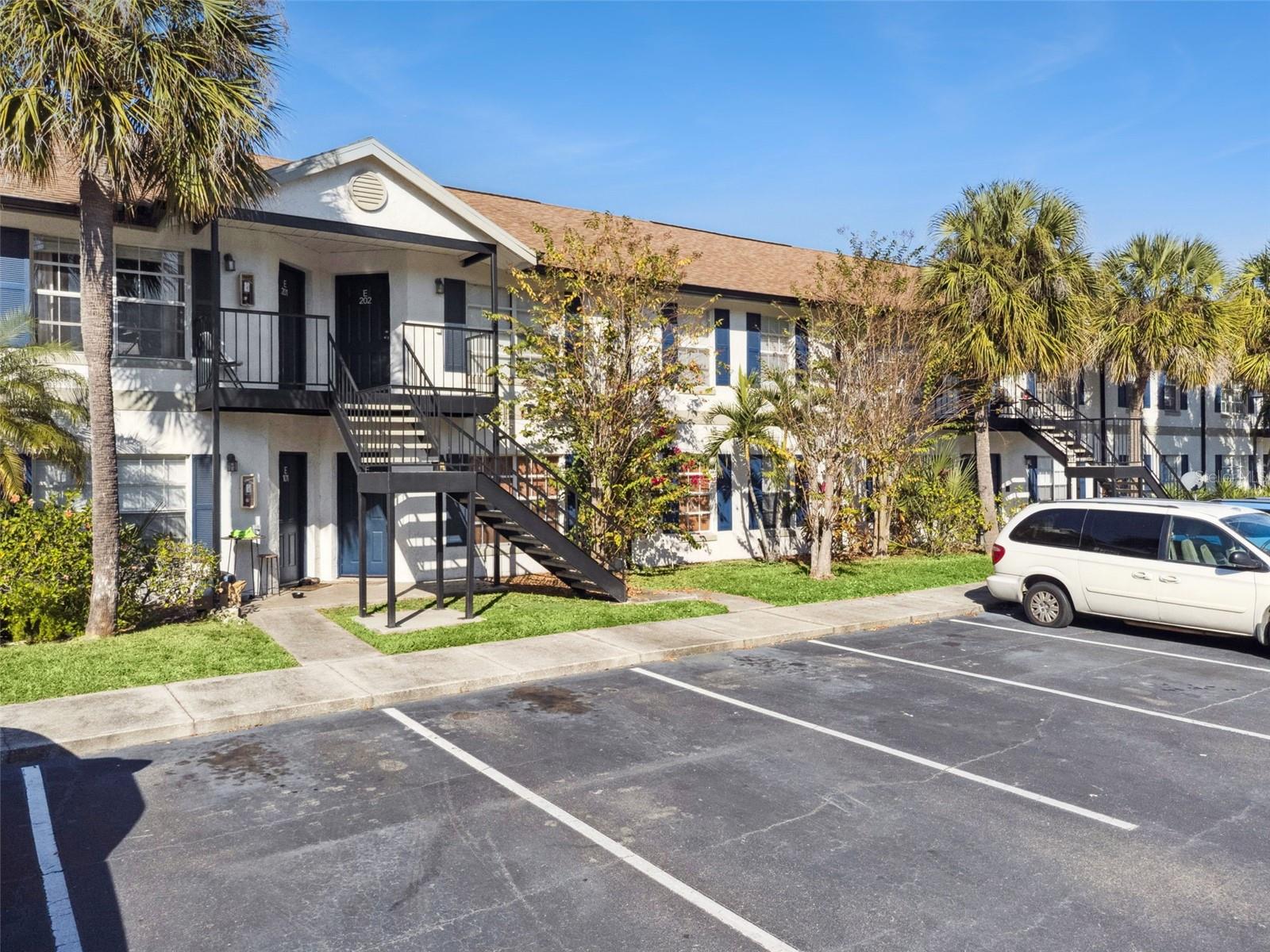 LANCELOT/WINTER PARK - Residential