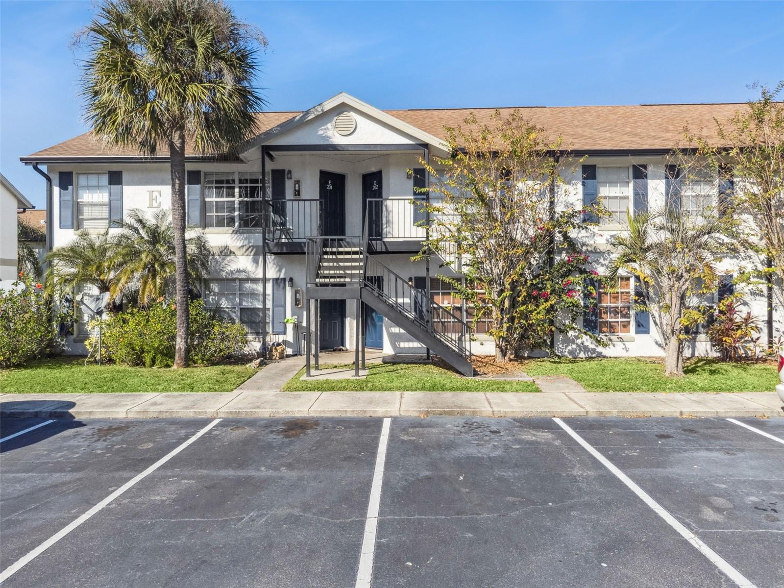 LANCELOT/WINTER PARK - Residential