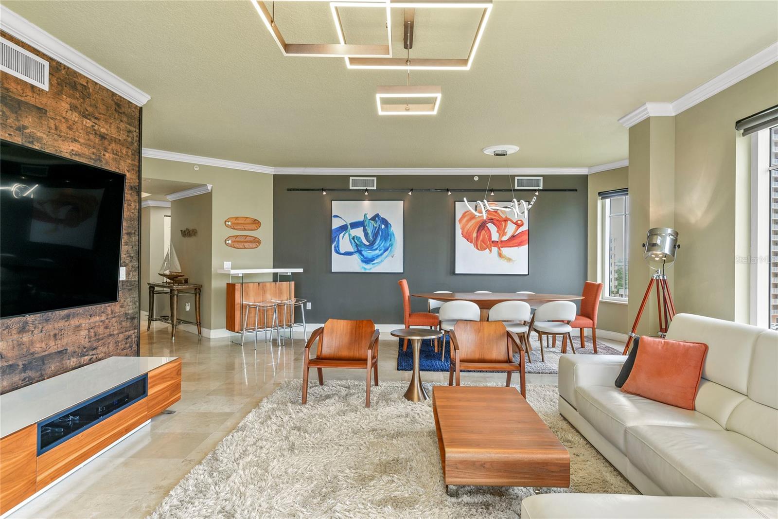 PALMS AT MINORCA PH 02 CONDO - Residential