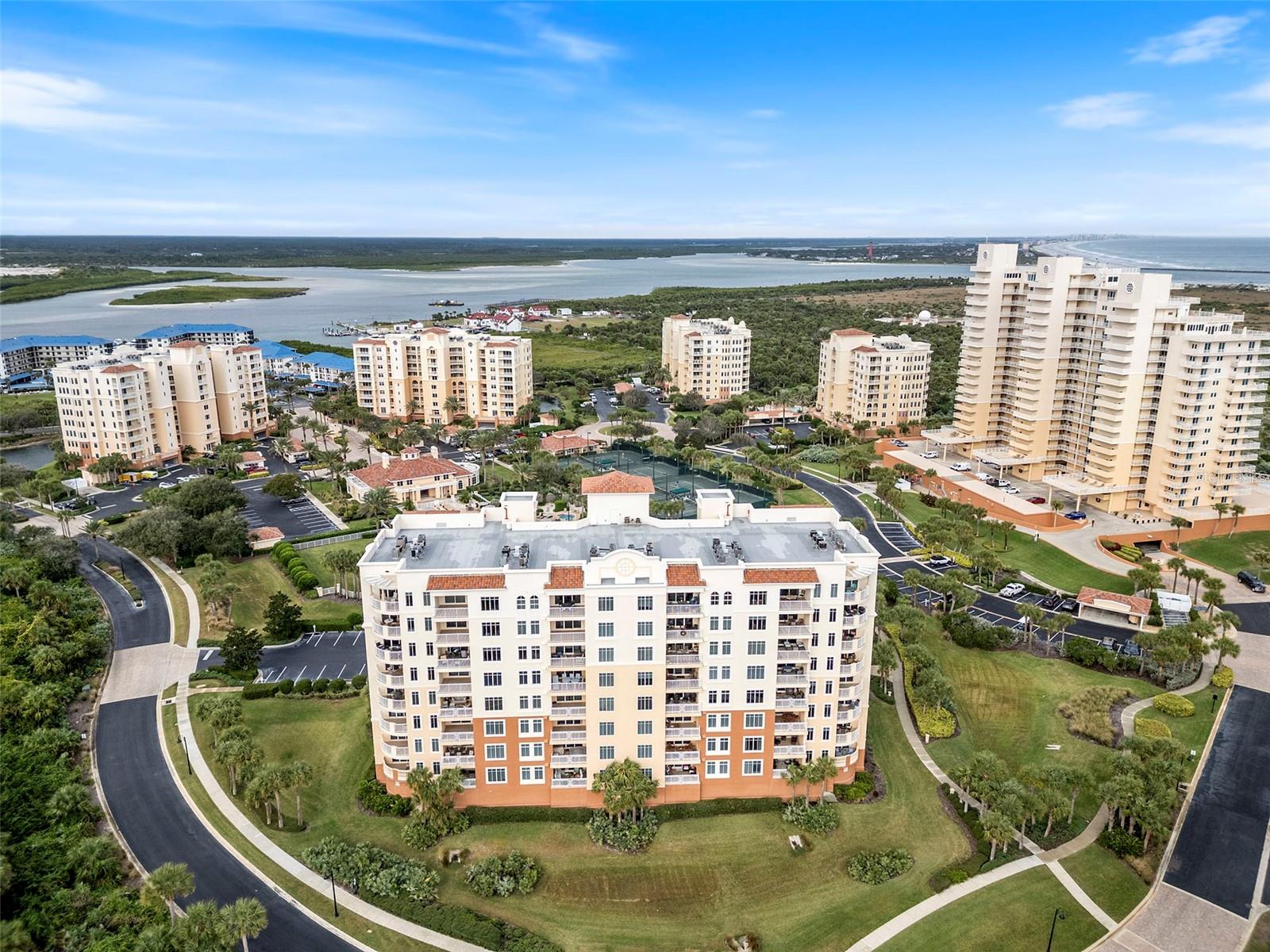 250 MINORCA BEACH WAY 701