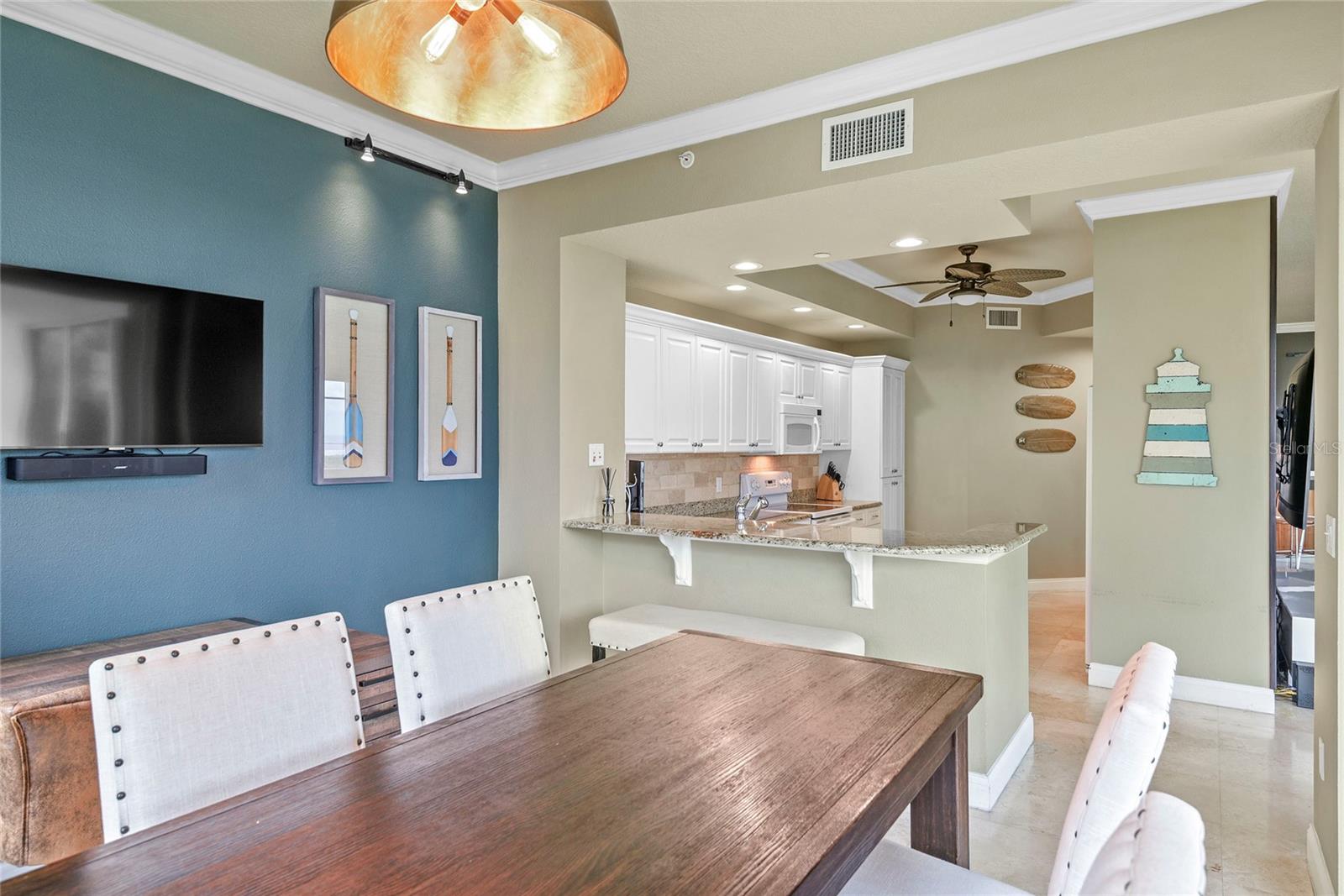 PALMS AT MINORCA PH 02 CONDO - Residential