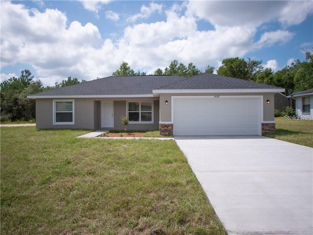 Photo of 17399 SW 25th Circle, Ocala, FL 34473 (MLS # OM722595)