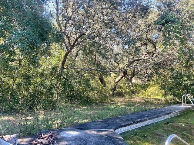 LAKEWOOD ACRES - Land