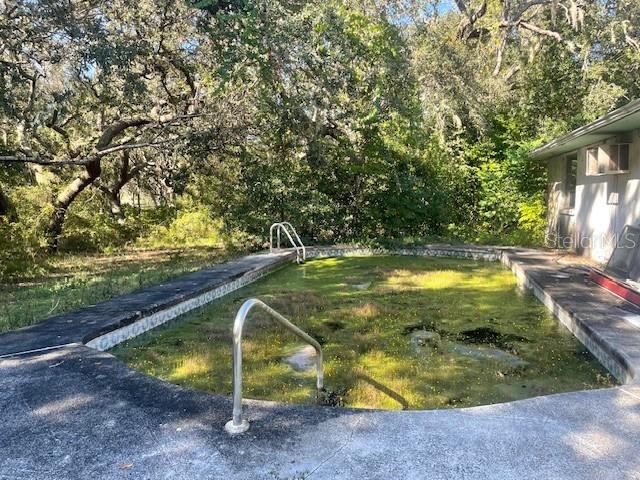 LAKEWOOD ACRES - Land