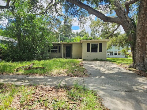 Photo of 4042 Dartmouth Avenue N, St Petersburg, FL 33713 (MLS # G5117644)