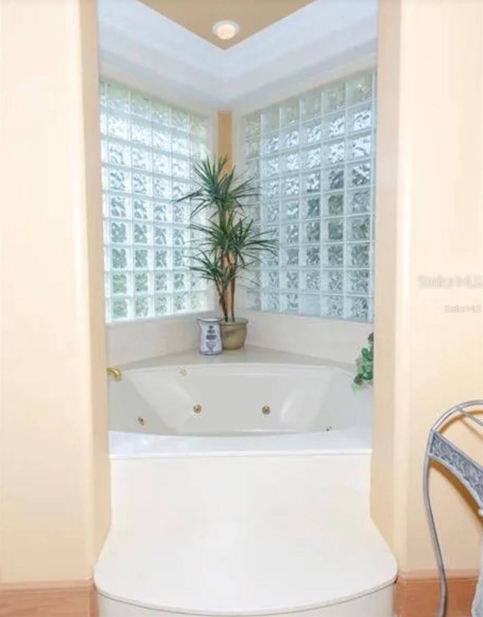BOBBIE JEAN ACRES - Residential