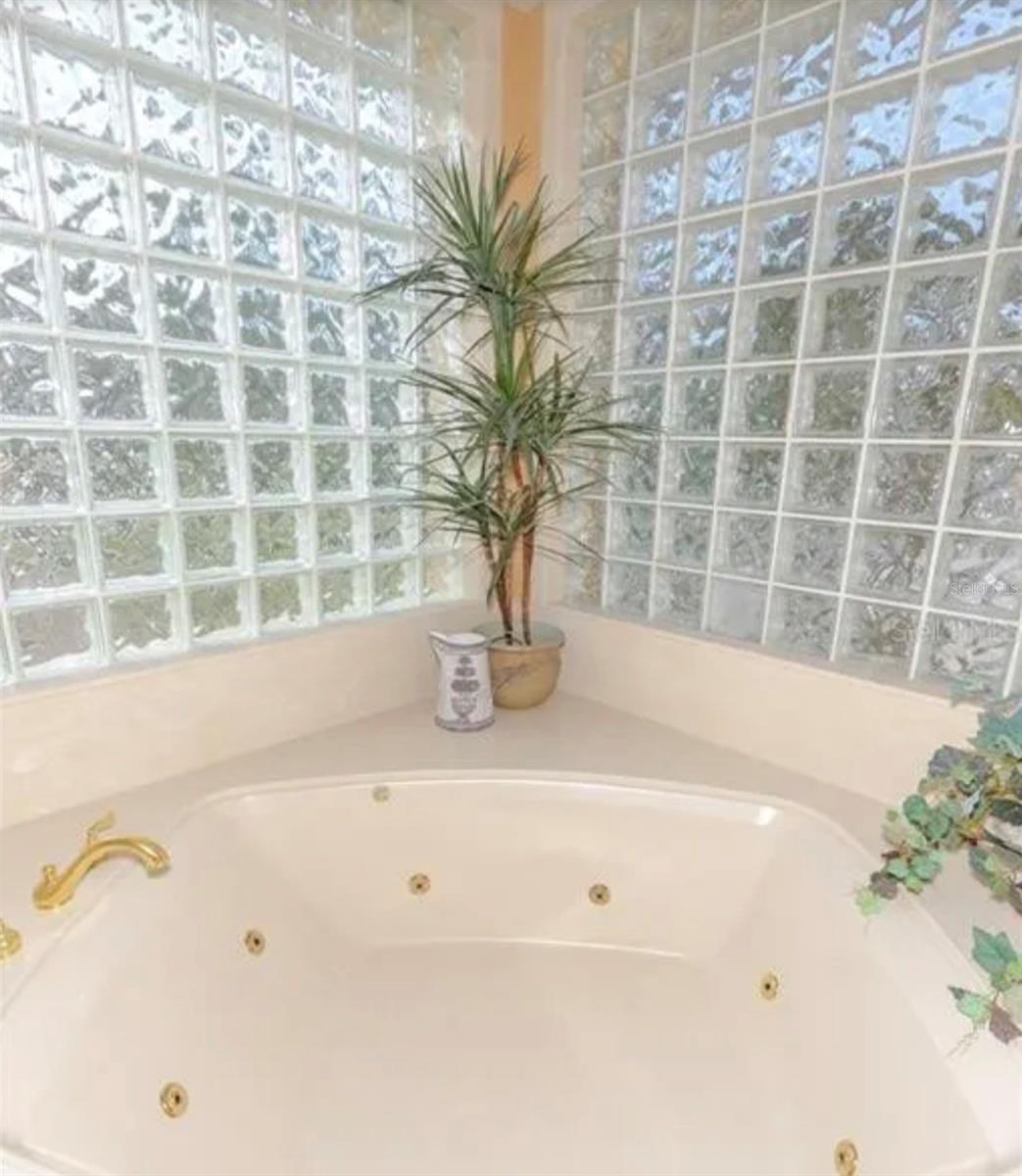BOBBIE JEAN ACRES - Residential