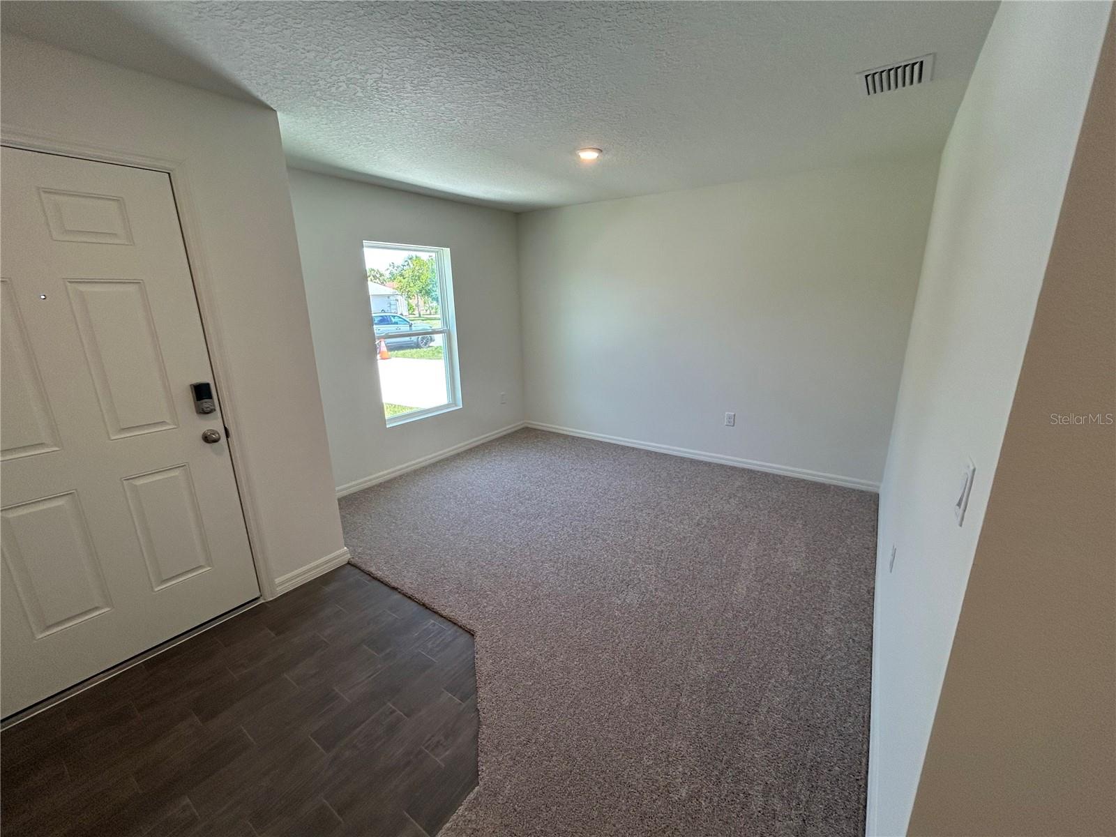 6 WHITTIER LANE