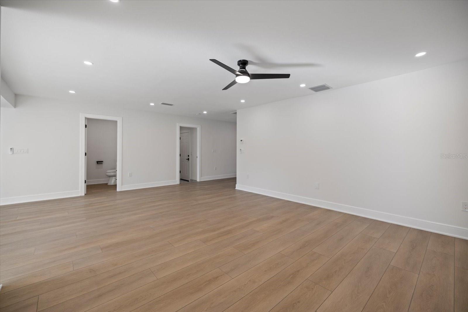 SORRENTO EAST - Residential Lease