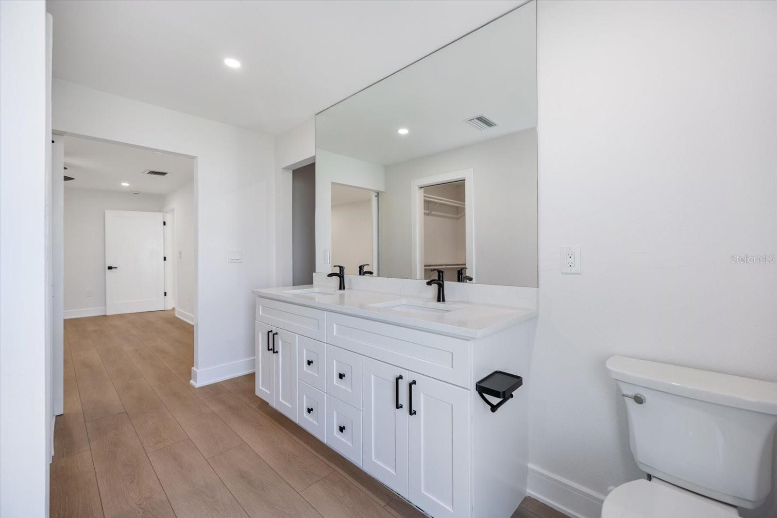 SORRENTO EAST - Residential Lease