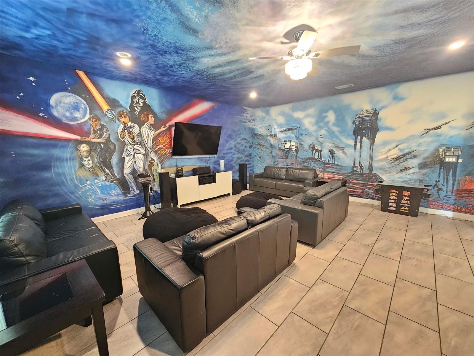 4557 TARGET BOULEVARD