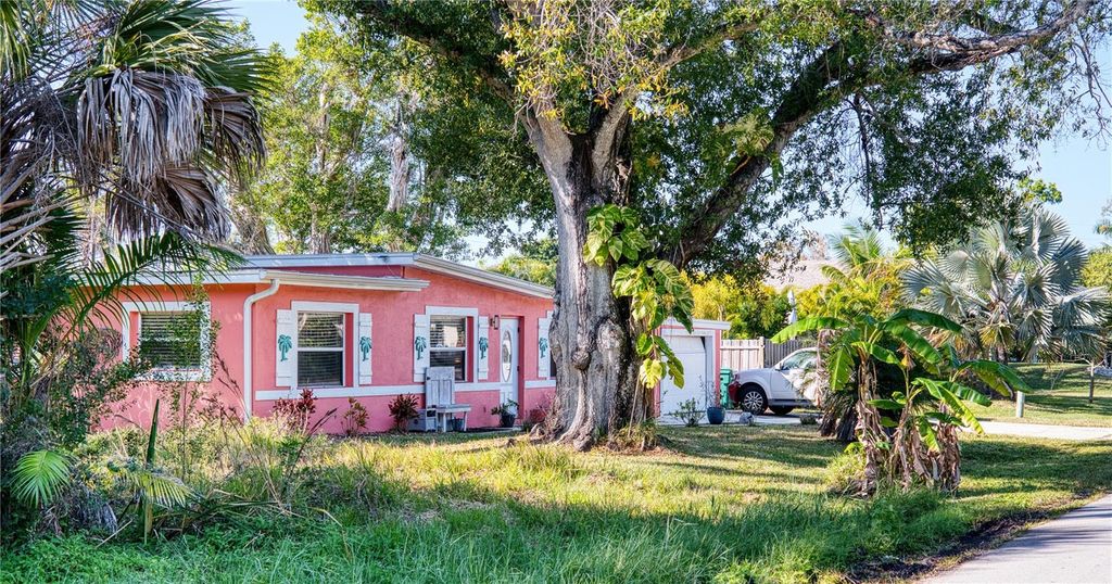 Photo of 1027 Coral Ridge Drive, Punta Gorda, FL 33950 (MLS # C7520327)