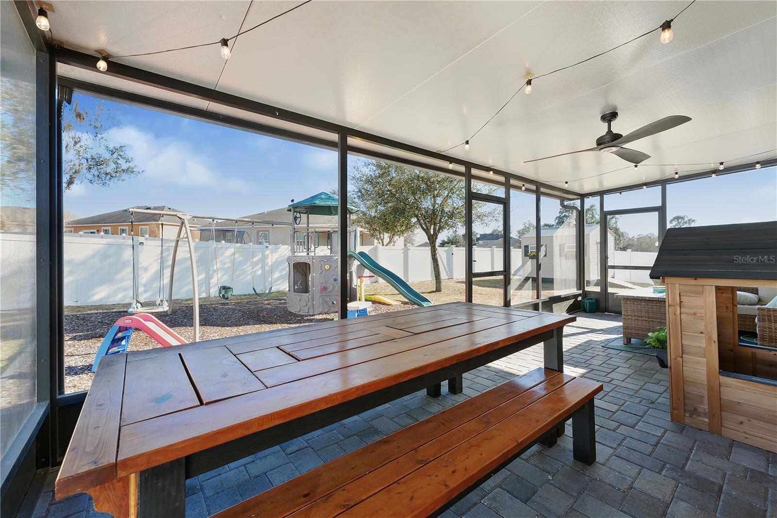 KNIGHT LAKE ESTATES - Residential