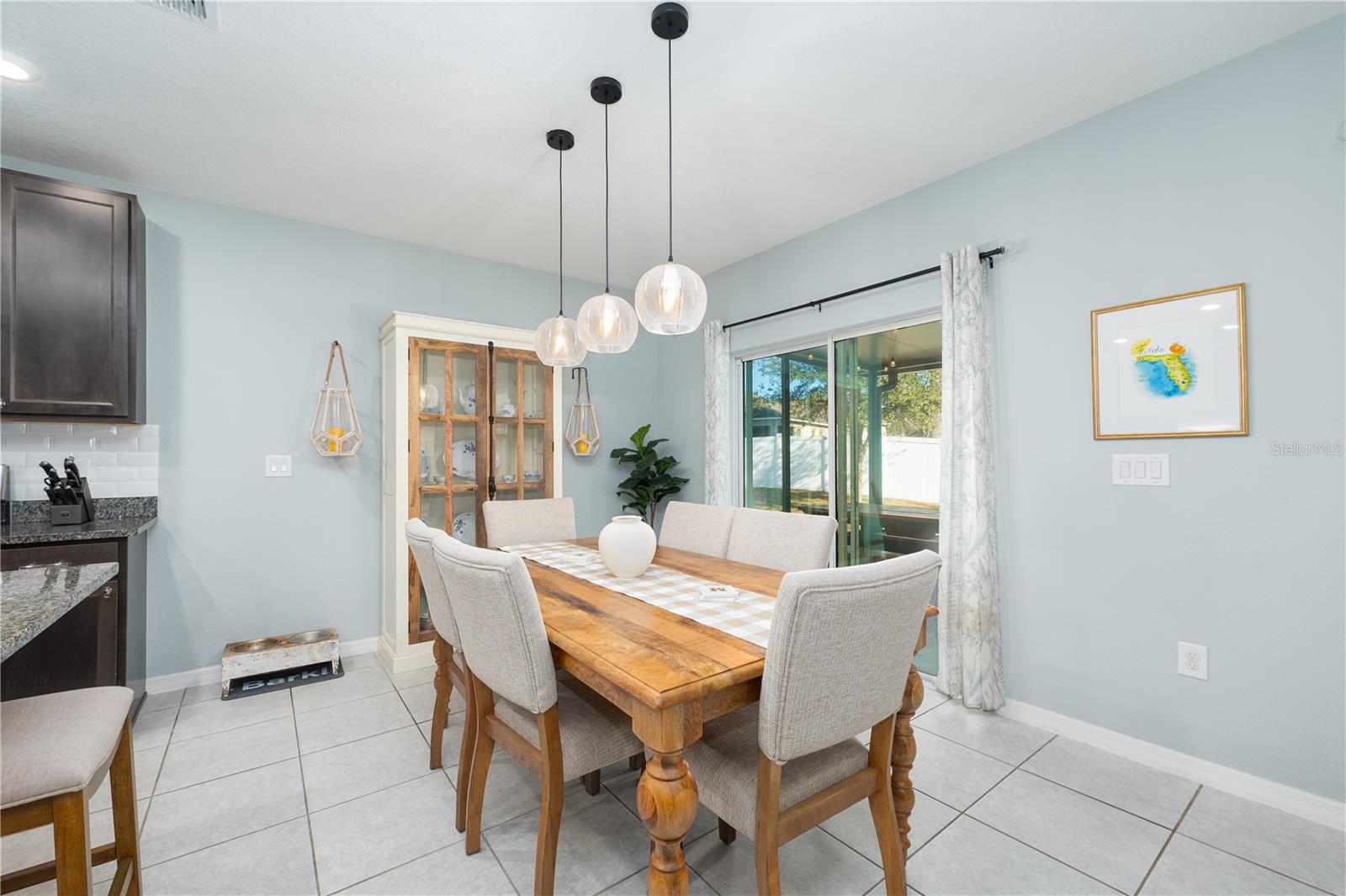 KNIGHT LAKE ESTATES - Residential