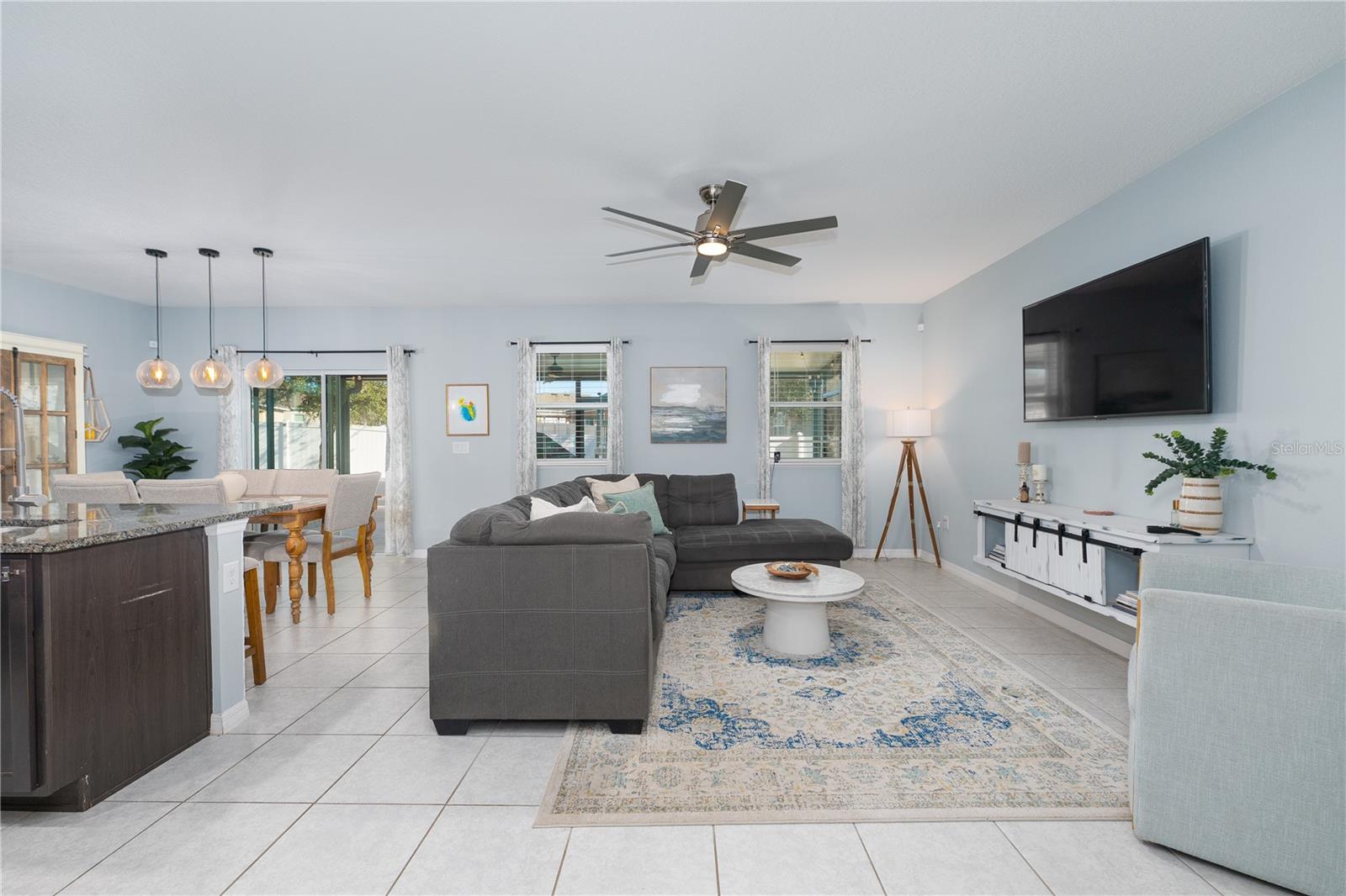 KNIGHT LAKE ESTATES - Residential