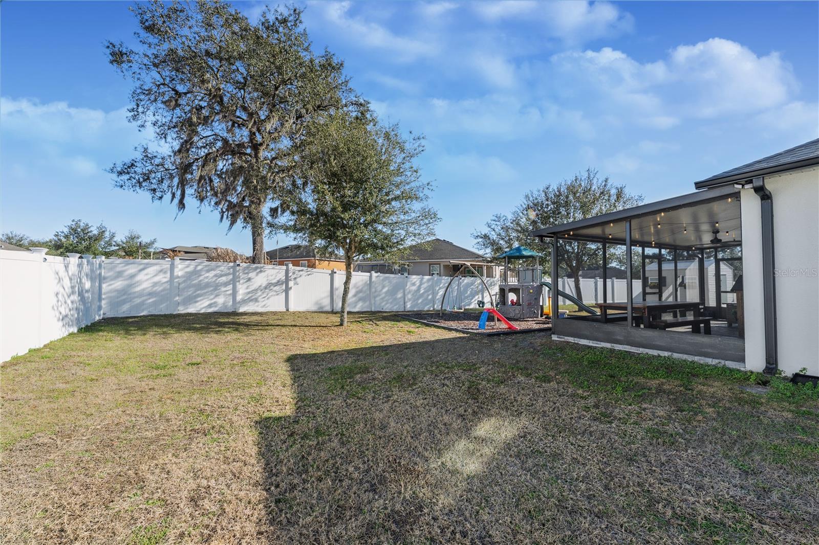 KNIGHT LAKE ESTATES - Residential