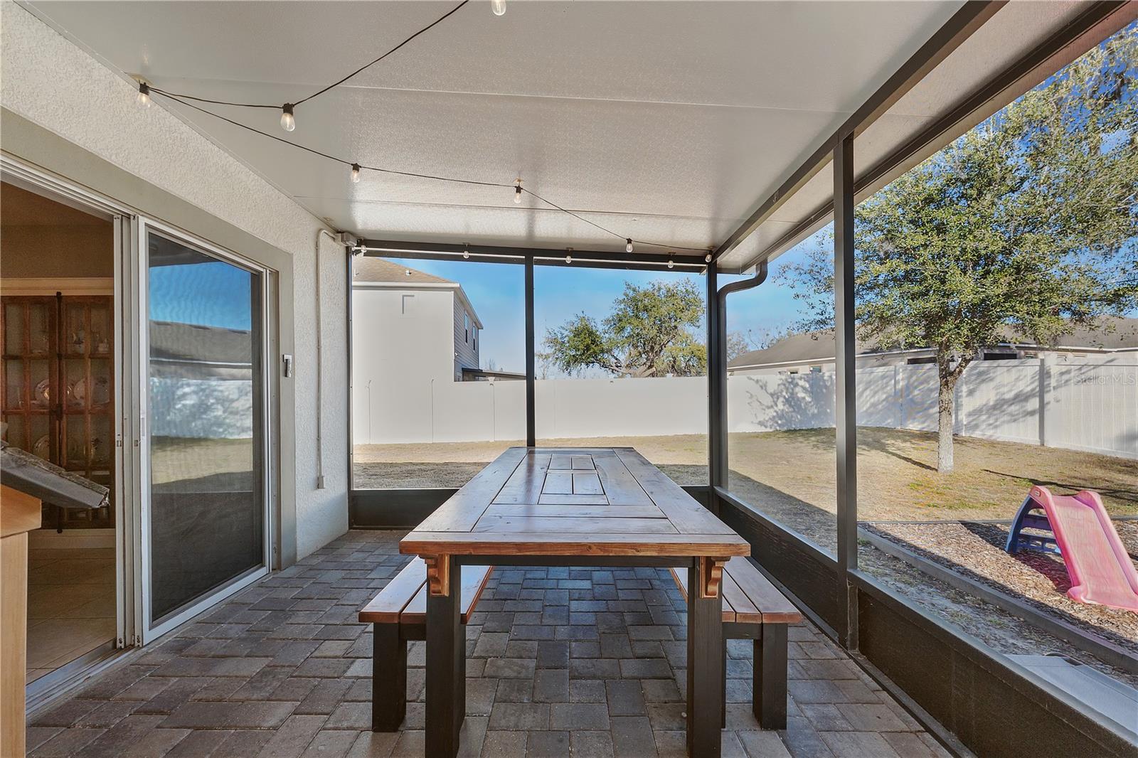 KNIGHT LAKE ESTATES - Residential