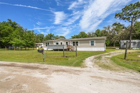 A home in LAKELAND