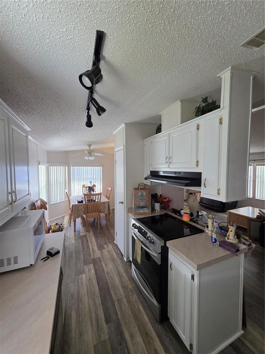 GULL-AIRE VILLAGE - Residential