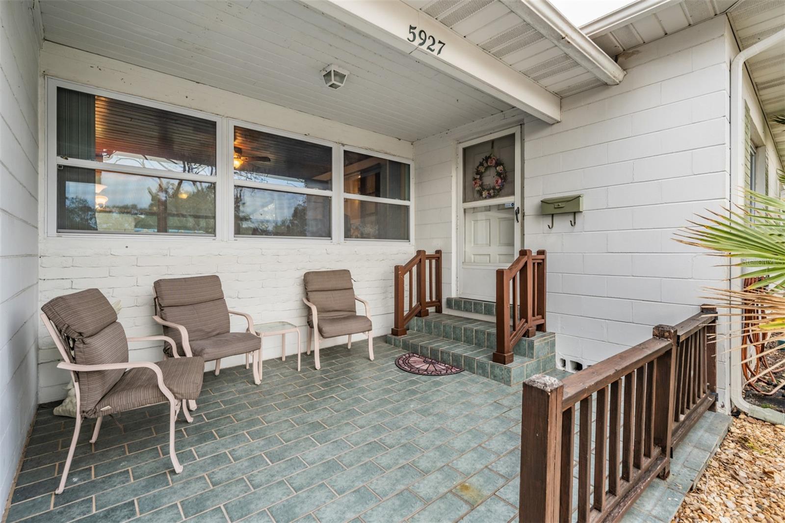 SIRMONS ADD TO LAKE PASADENA - Residential