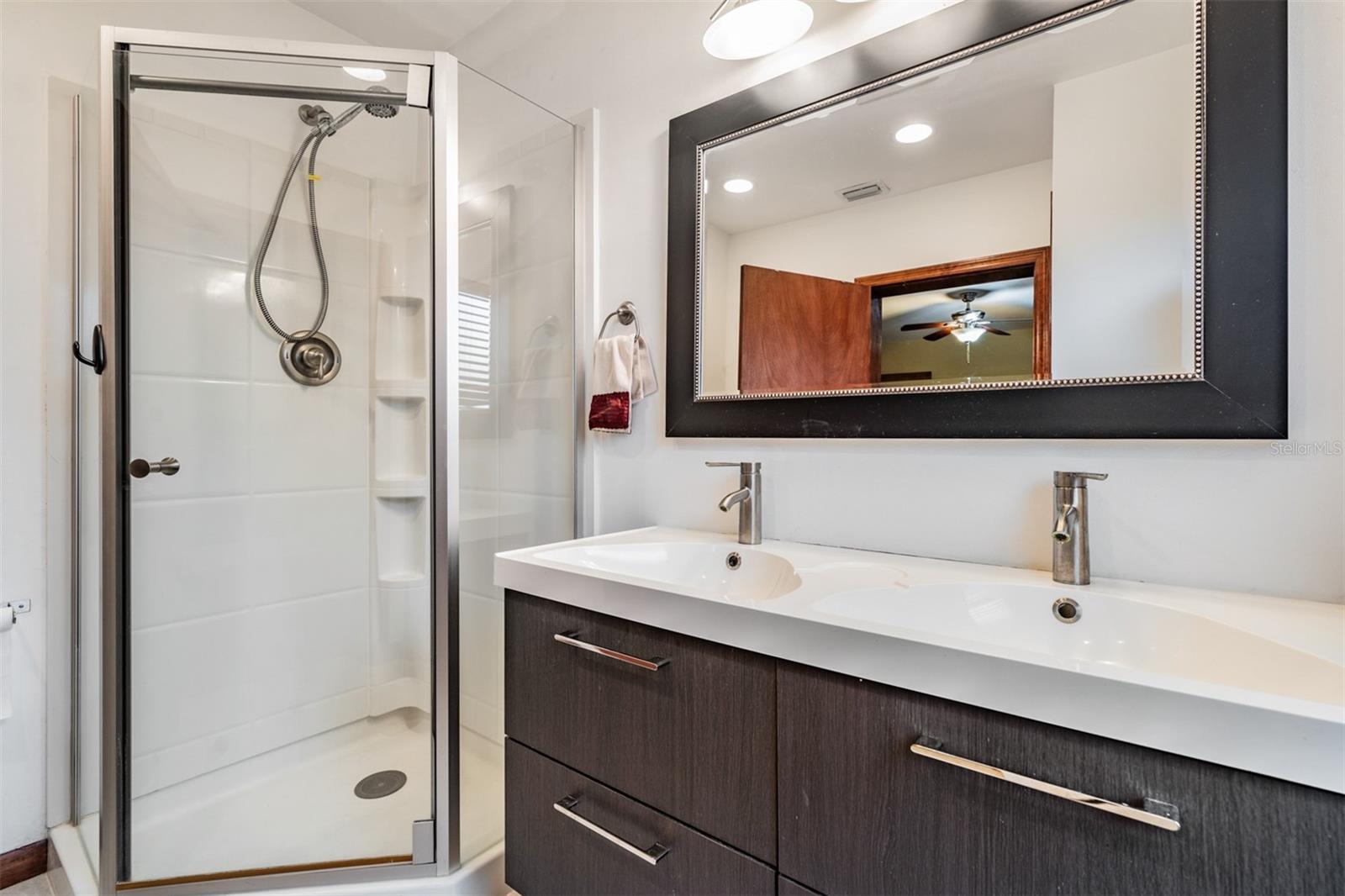 SIRMONS ADD TO LAKE PASADENA - Residential