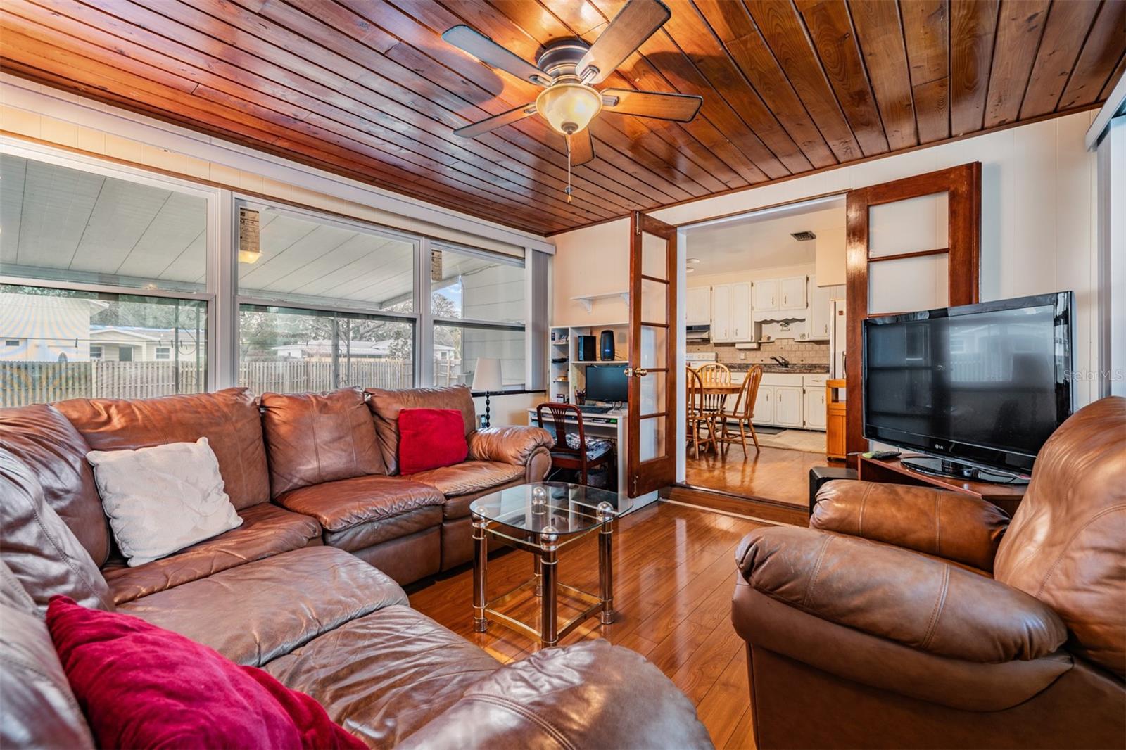 SIRMONS ADD TO LAKE PASADENA - Residential