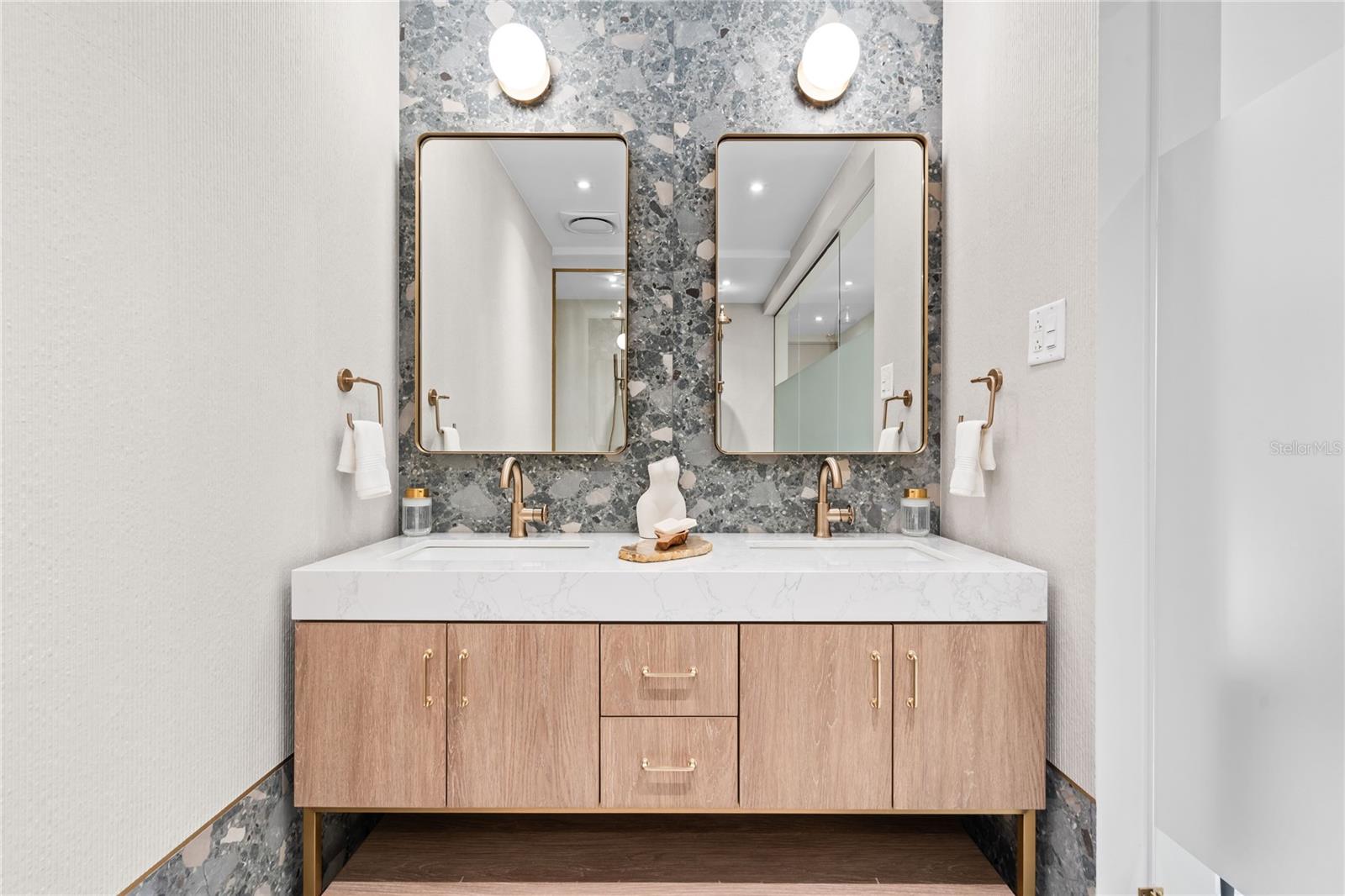 CONDADO - Residential