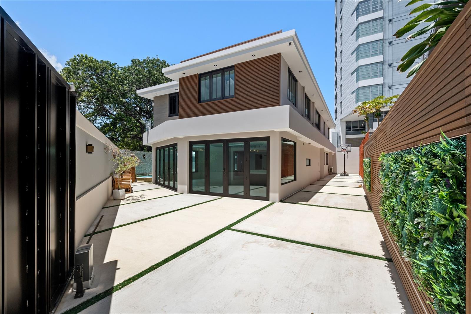 CONDADO - Residential