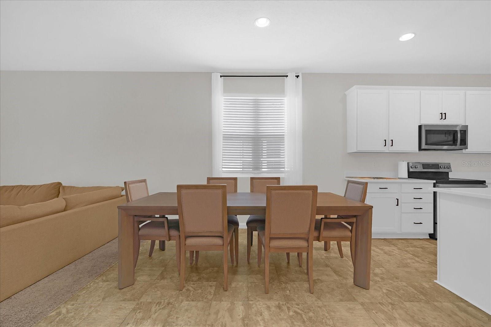 LAKE SMART POINTE - Residential