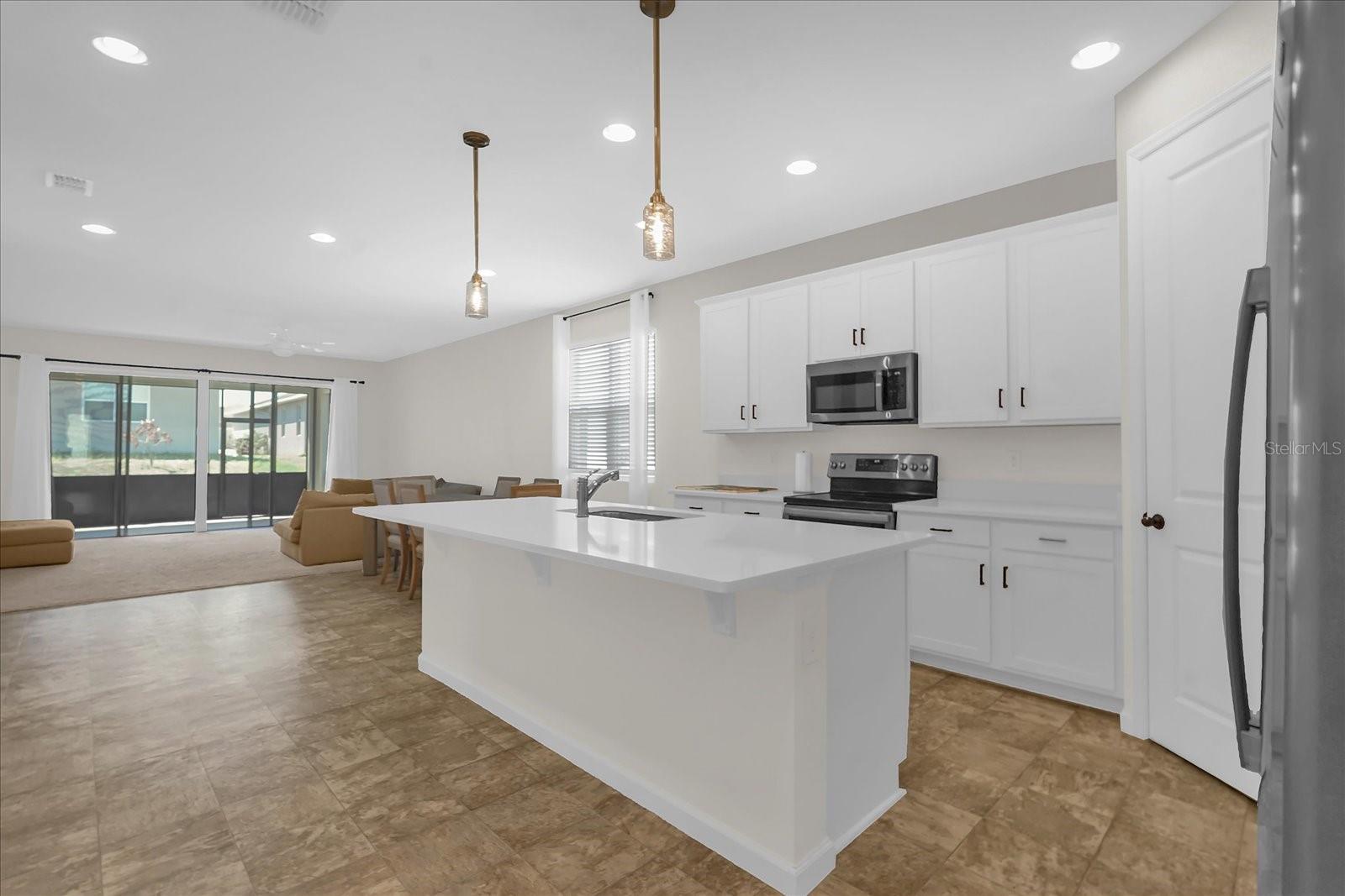 LAKE SMART POINTE - Residential