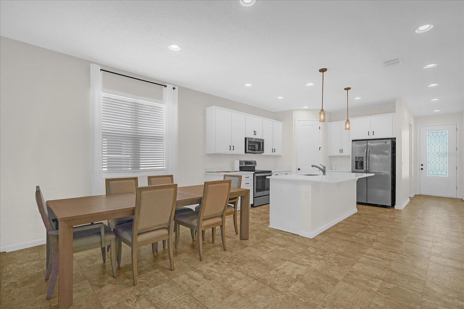 LAKE SMART POINTE - Residential