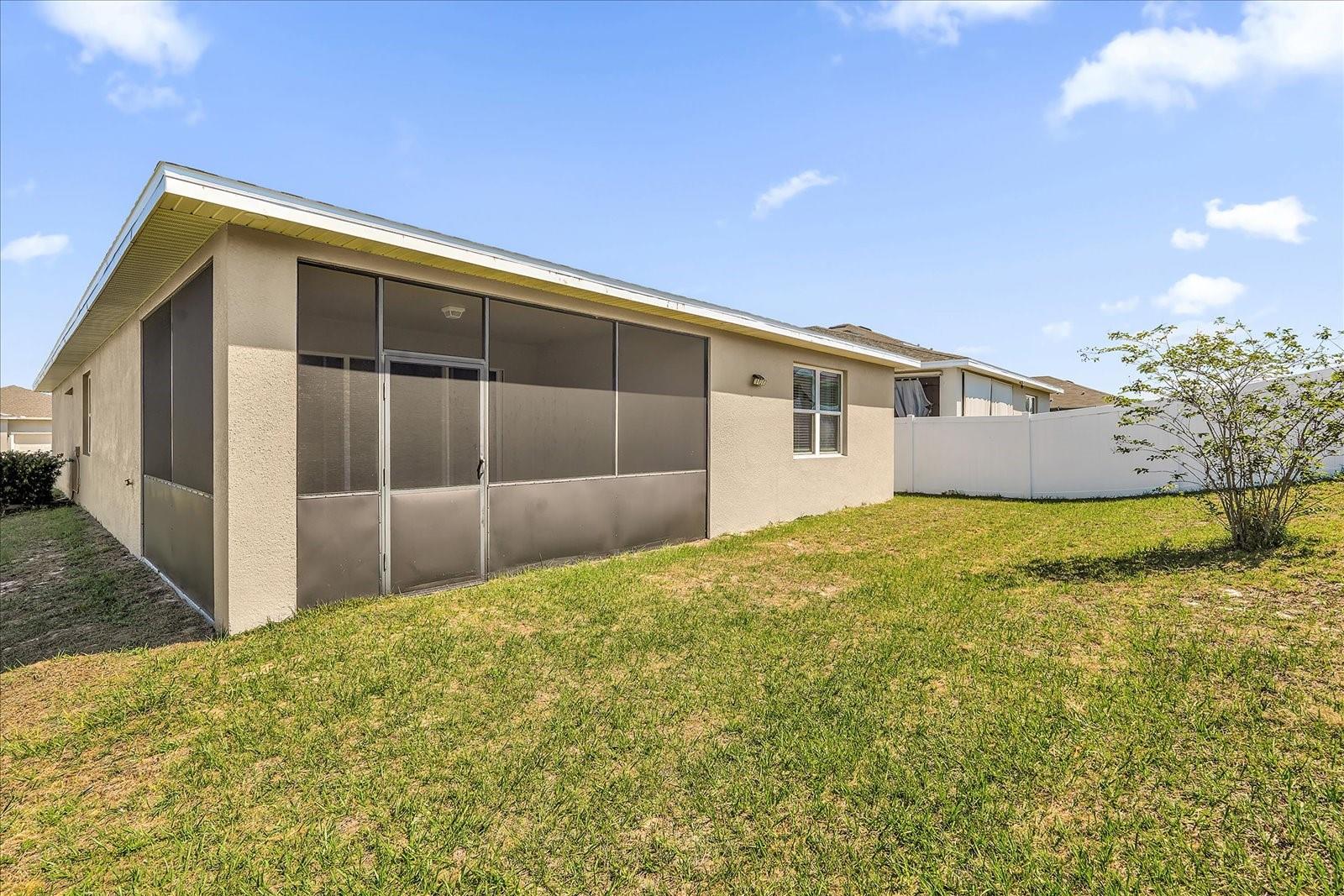 LAKE SMART POINTE - Residential