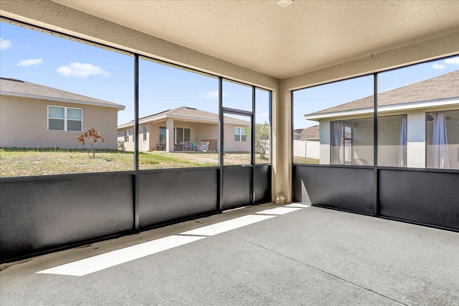 LAKE SMART POINTE - Residential