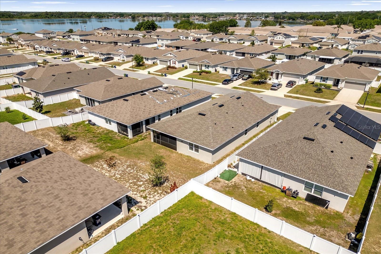 LAKE SMART POINTE - Residential