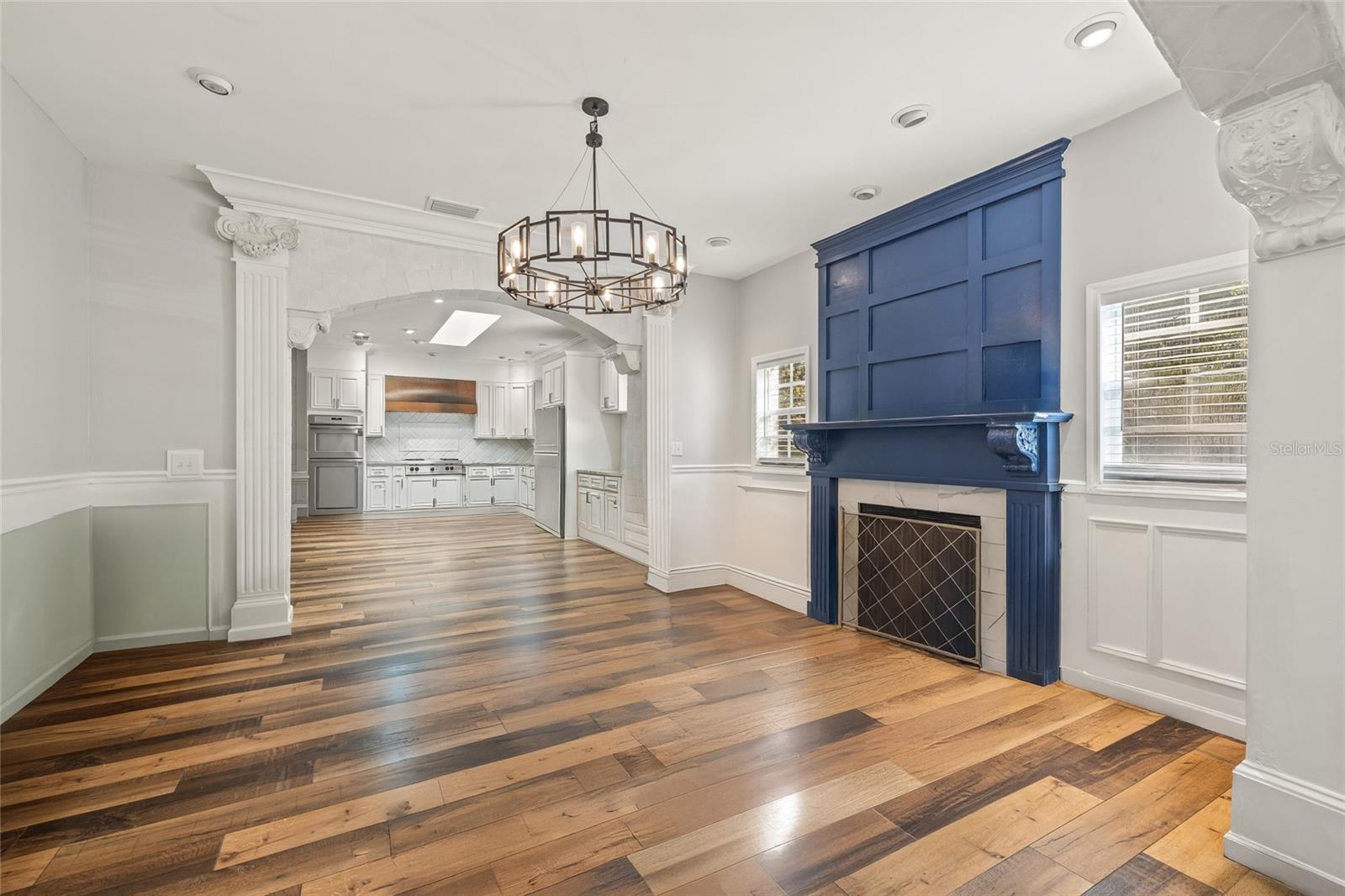 MARYLAND MANOR 2ND UNIT - Residential Lease