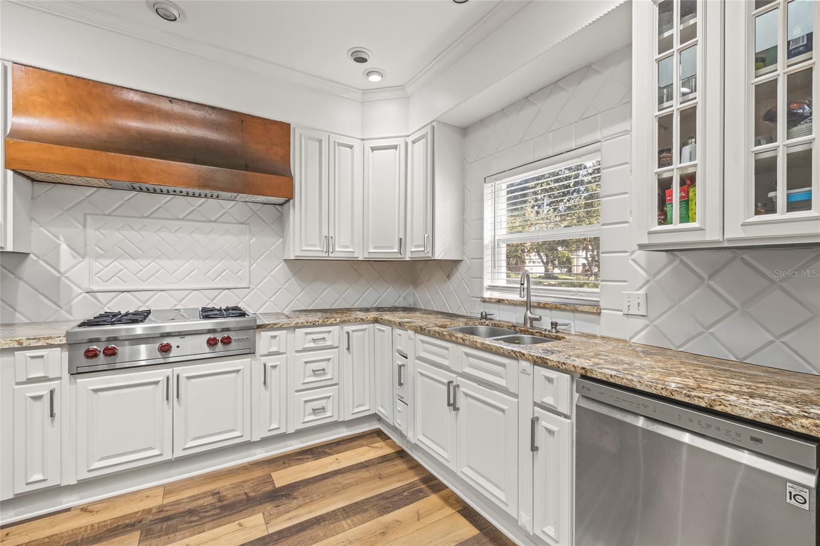 MARYLAND MANOR 2ND UNIT - Residential Lease