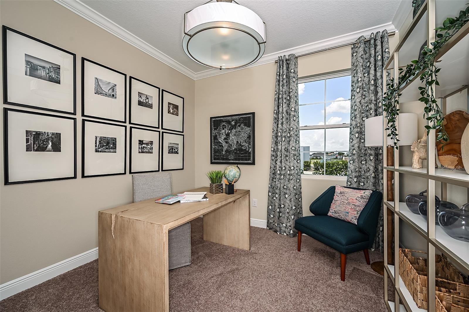 PASADENA WOODS - Residential