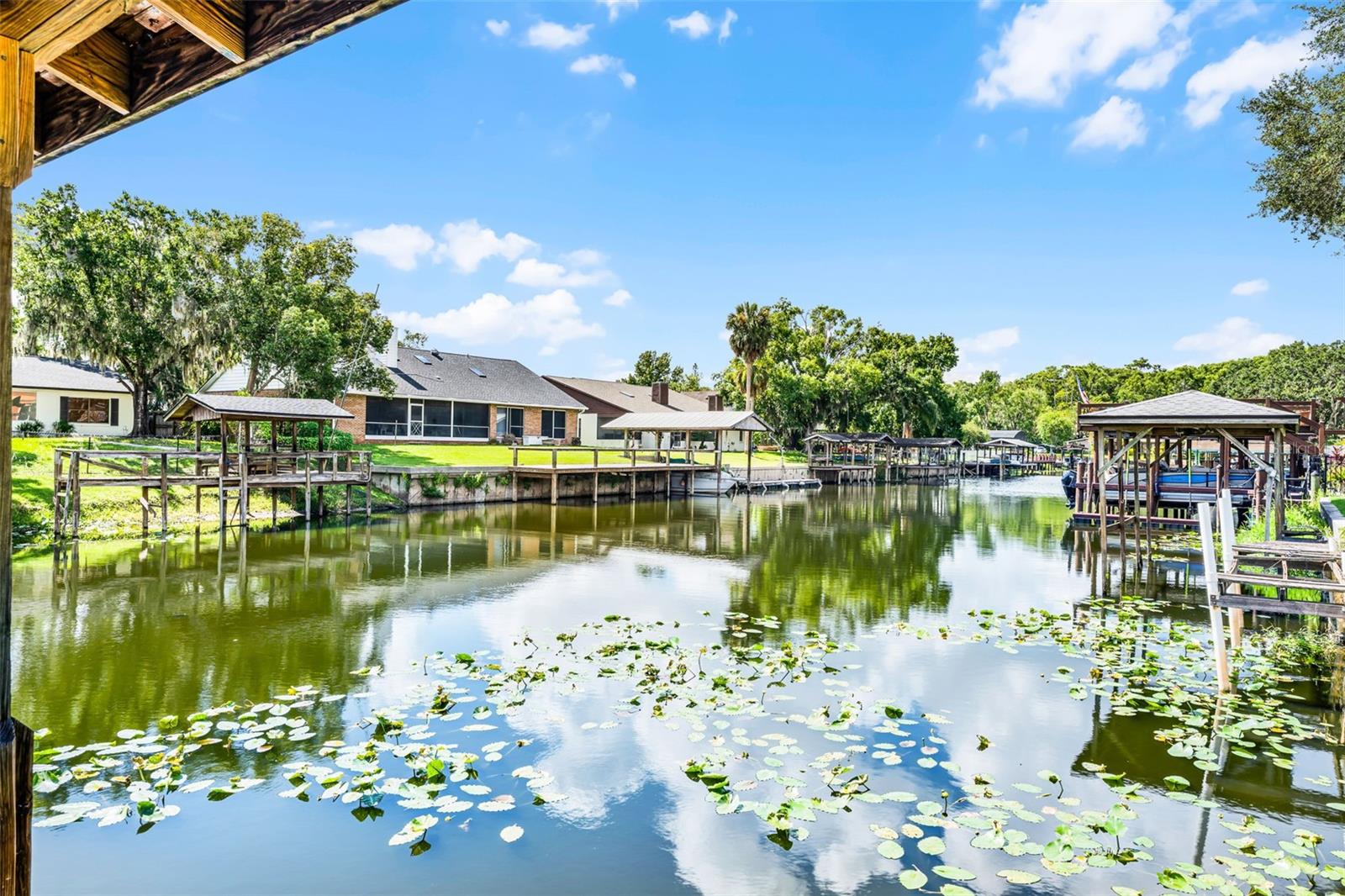 ST JOHNS RIVER ESTATES - Residential