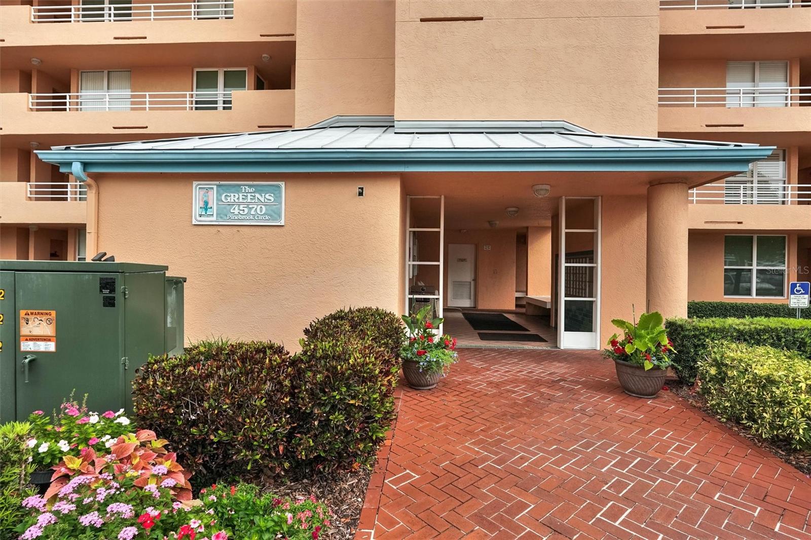 4570 PINEBROOK CIRCLE CIRCLE 404
