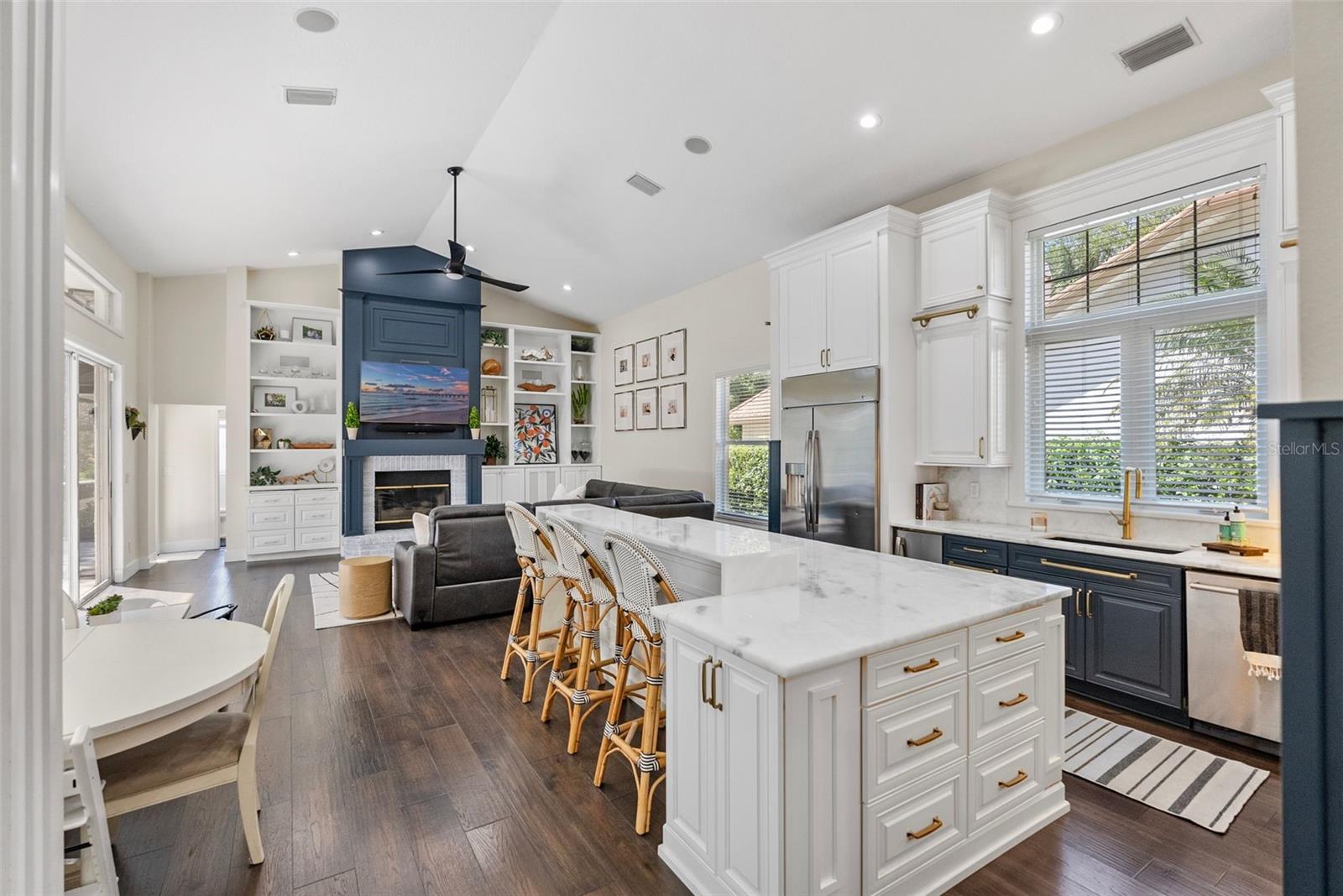 PLACIDO BAYOU - Residential