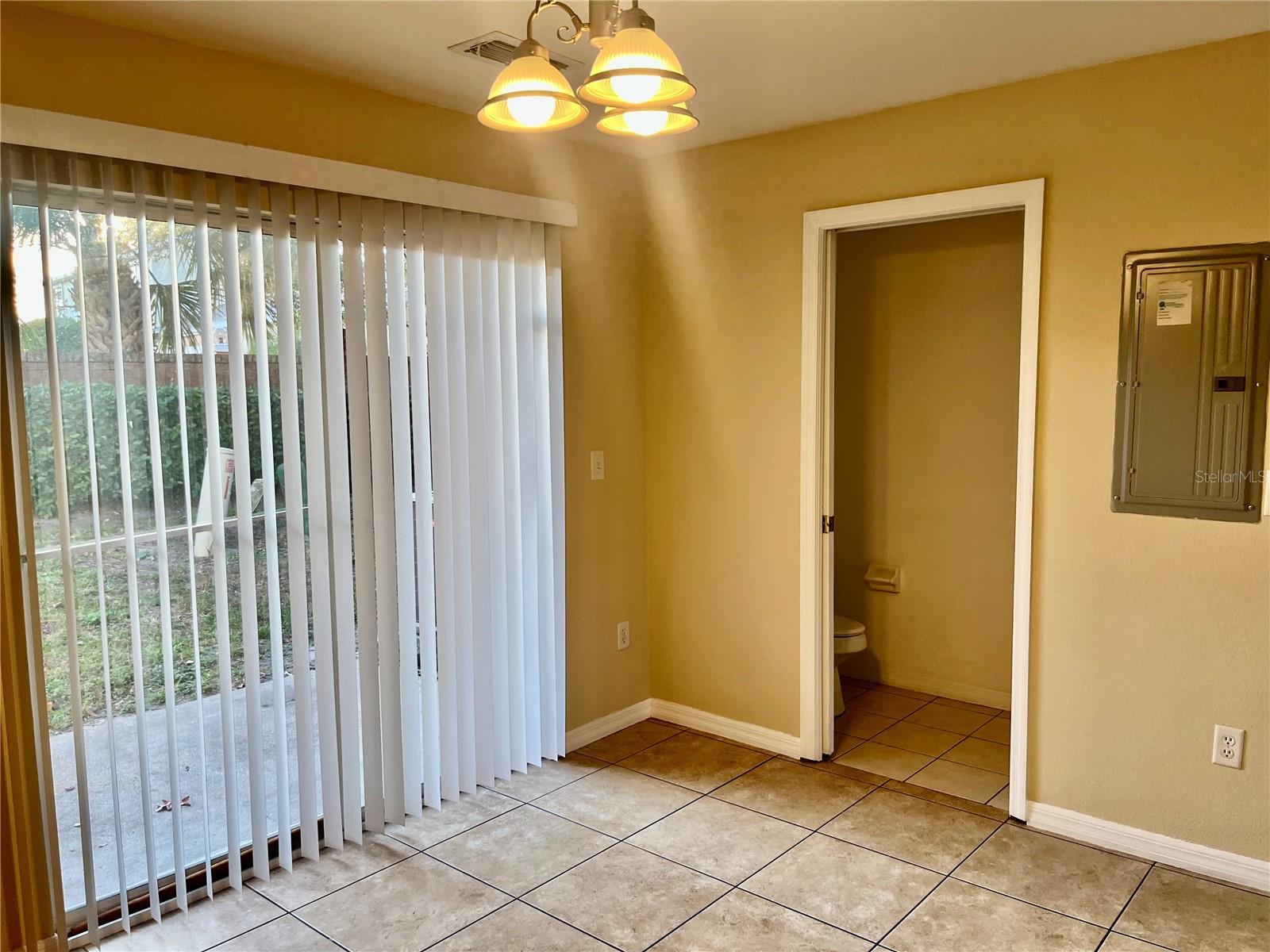 RIO HILLS TWNHS - Residential Lease