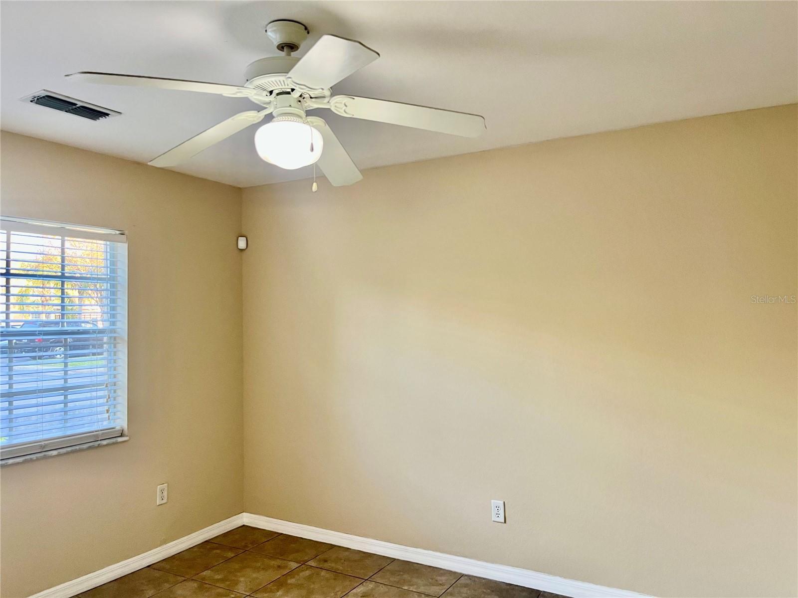 RIO HILLS TWNHS - Residential Lease