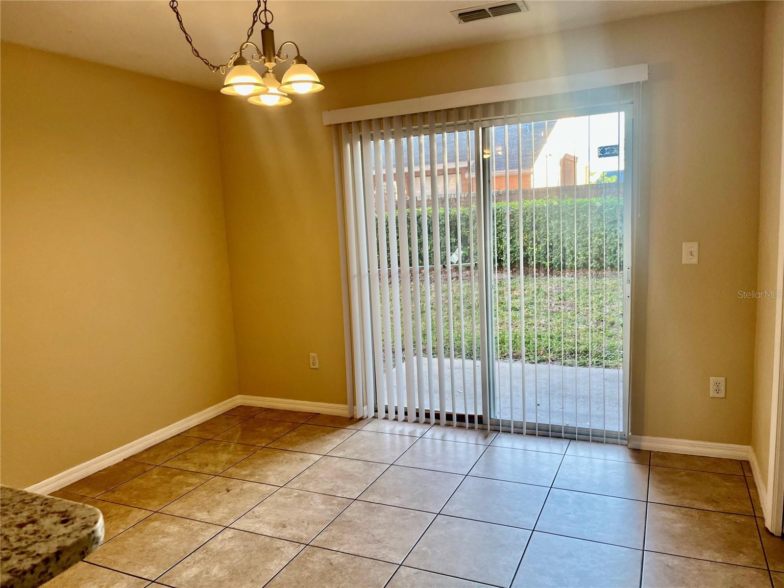 RIO HILLS TWNHS - Residential Lease