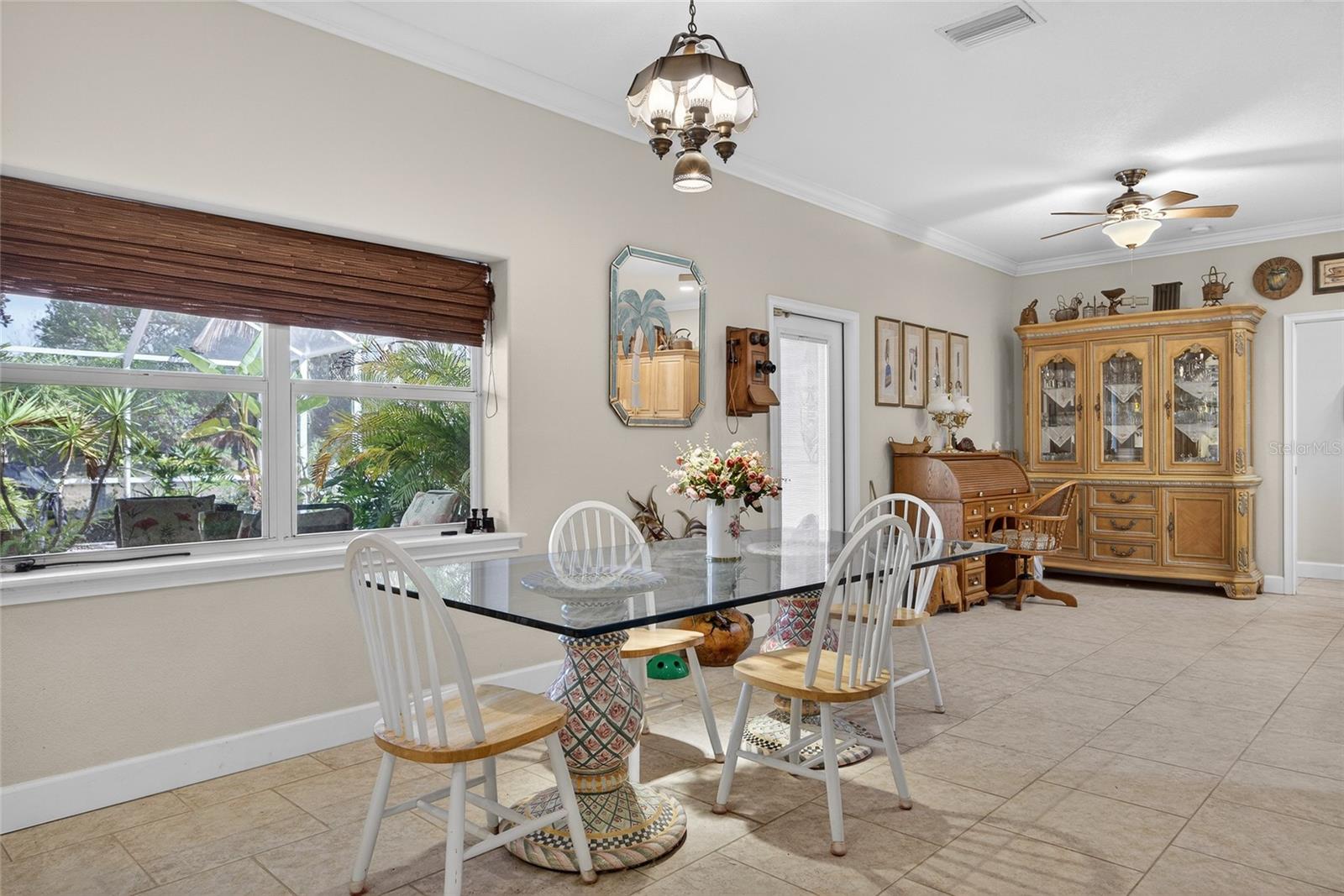 ROWLAND COUNTRY ESTATES - Residential