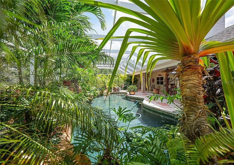 ROWLAND COUNTRY ESTATES - Residential