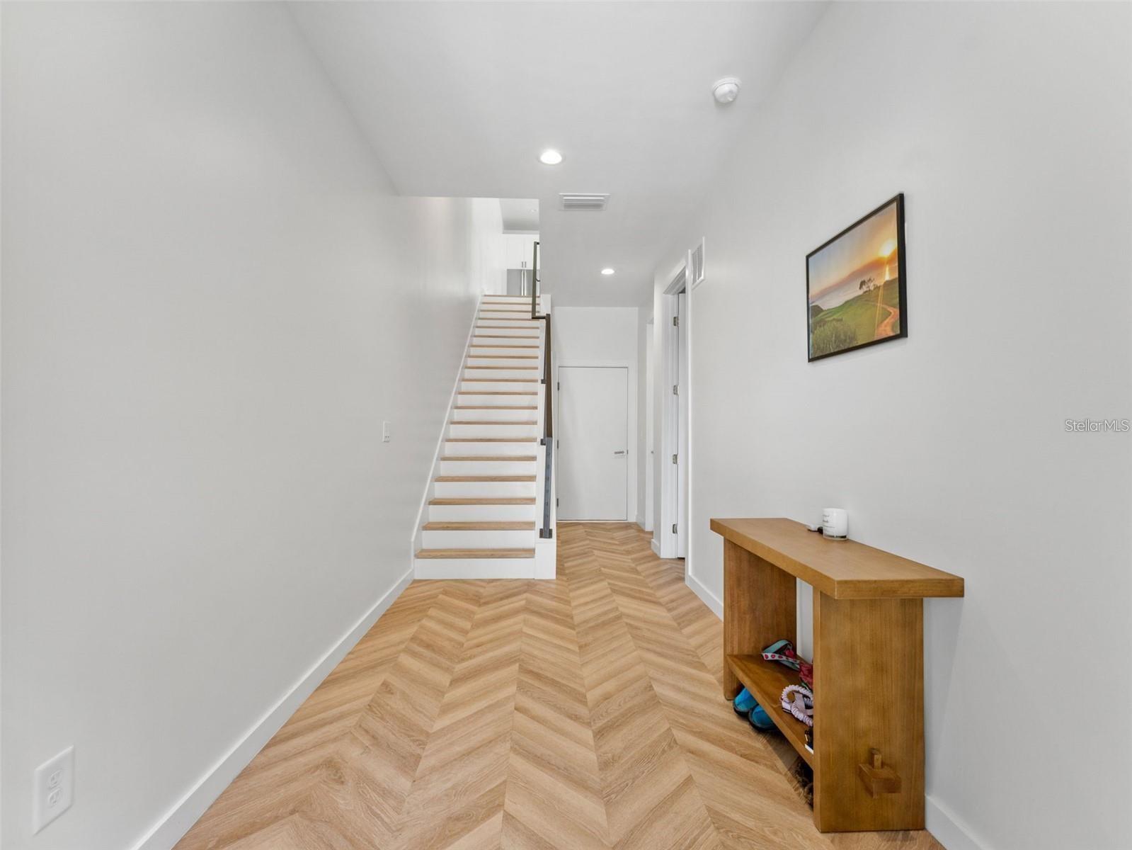 D6E | ADALEE STREET TOWNHOMES - Residential