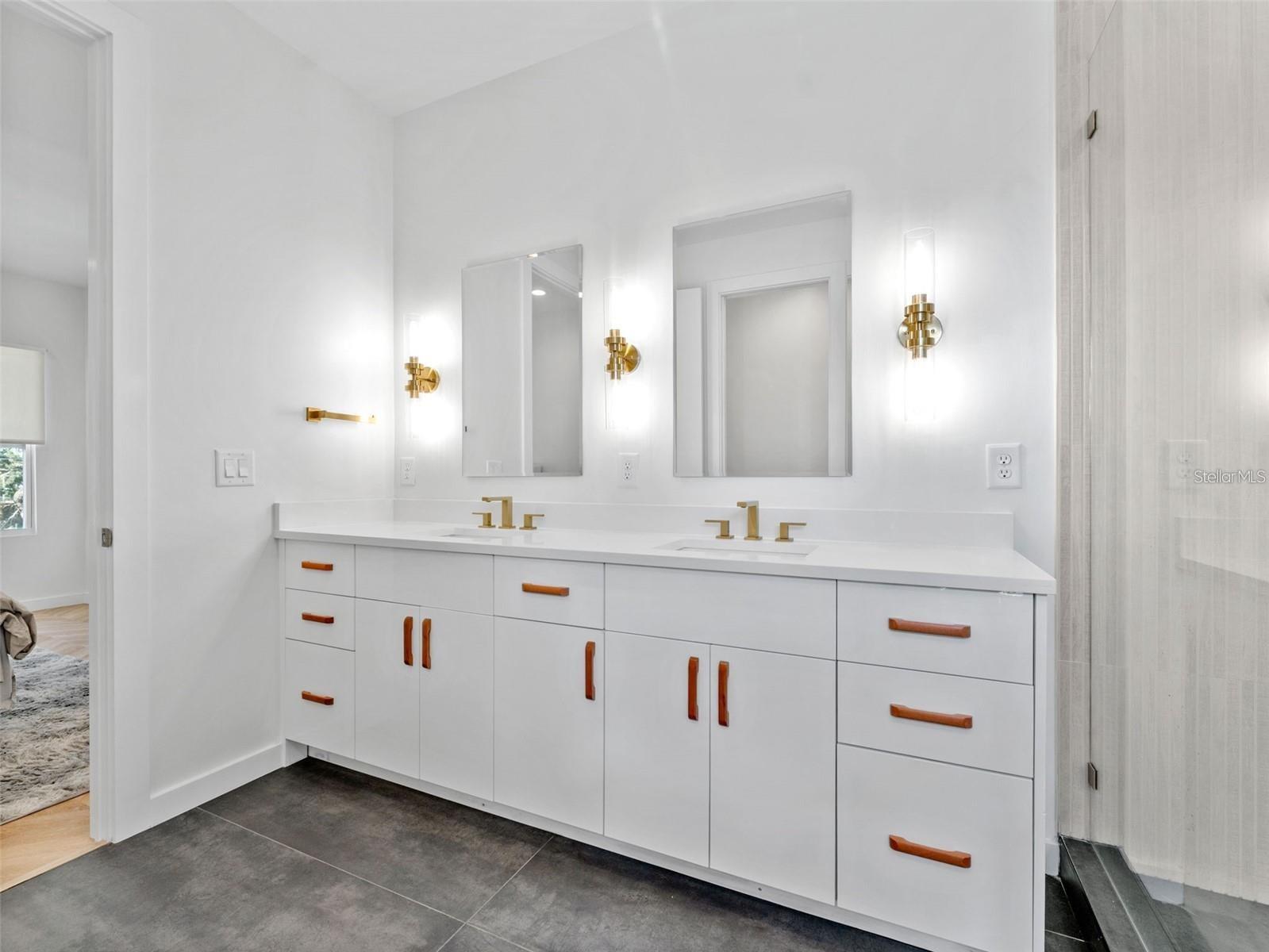 D6E | ADALEE STREET TOWNHOMES - Residential
